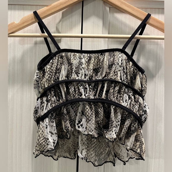 Urban Outfitters Ruffle Tank Top - Picture 3 of 4